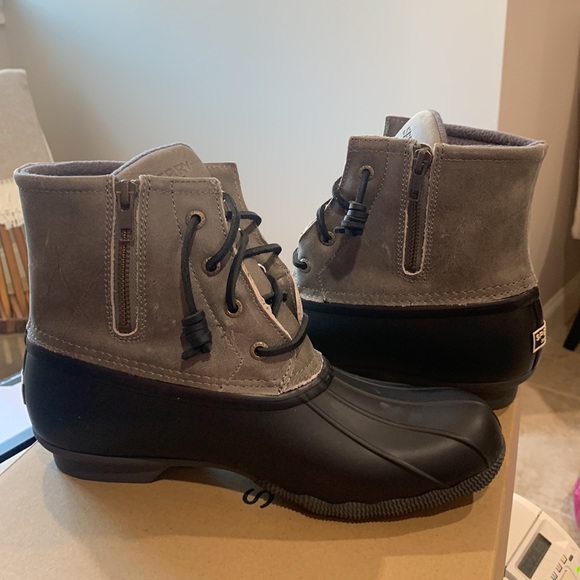 NWT Sperry duck boots, size 9, New in Box, black/grey - Picture 7 of 10